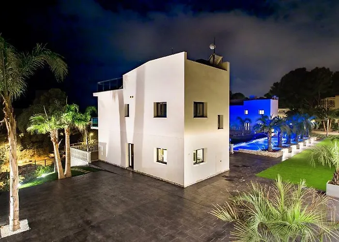 Oyo 171 Calma Holiday Villas Platja d'Aro photo